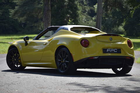 Alfa Romeo 4C TBi - U432