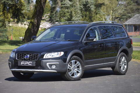 Volvo XC70 2.0d Portfolio Sportbrake 5dr Diesel Auto AWD Euro 6 (s/s) (240 ps)