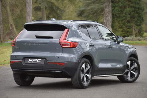 Volvo XC40 B4 MHEV Ultimate - U851