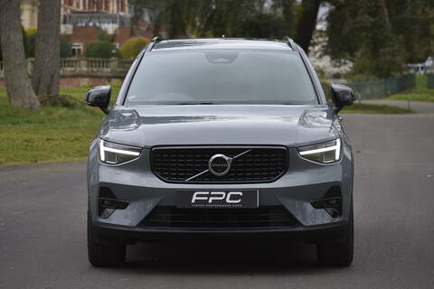 Volvo XC40 B4 MHEV Ultimate - U851