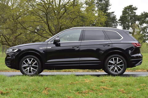 Volkswagen Touareg TDI V6 R-Line - U877