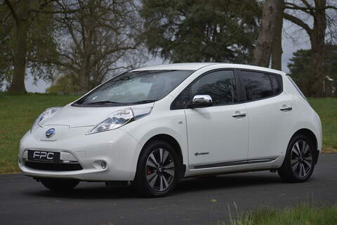 Nissan Leaf Tekna - U879