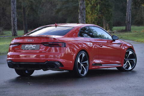Audi RS5 TFSI V6 - U888