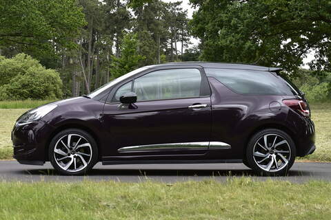 DS AUTOMOBILES DS 3 PureTech Prestige - U906