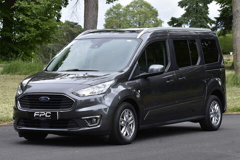 Ford Grand Tourneo Connect EcoBlue Titanium - U912