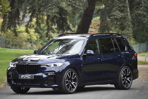 BMW X7 40i MHT M Sport - U975