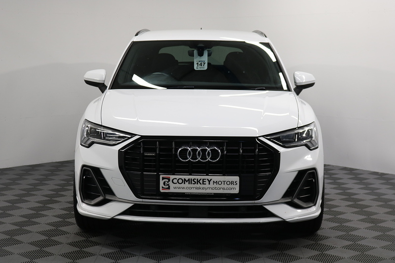 Audi Q3 TDI S line - U13245