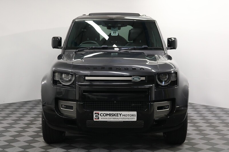 Land Rover Defender 110 D300 MHEV X-Dynamic HSE - U13328