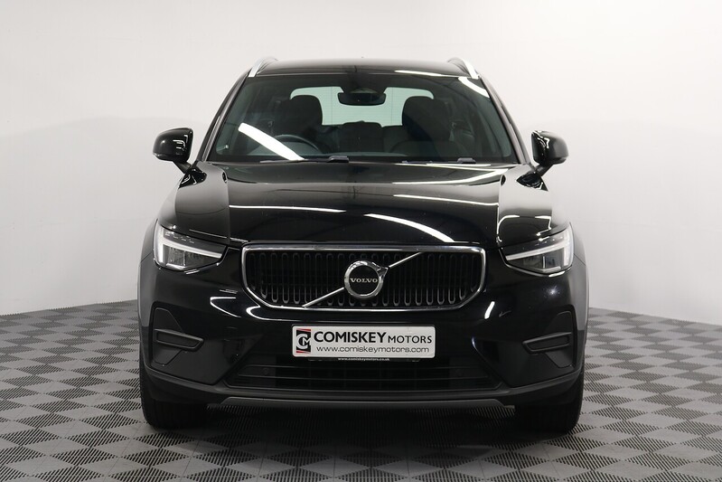 Volvo XC40 B3 MHEV Core - U13409