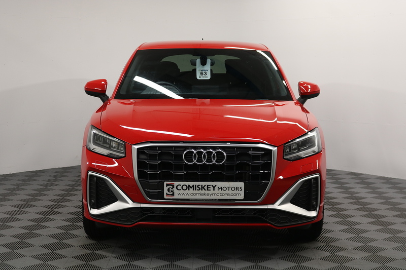 Audi Q2 TFSI S line - U13669