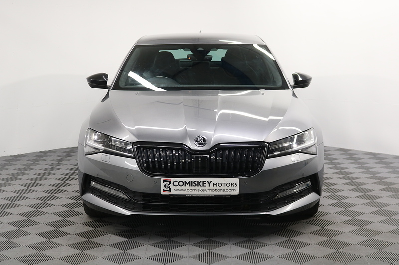 Skoda Superb TDI SportLine Plus - U13673