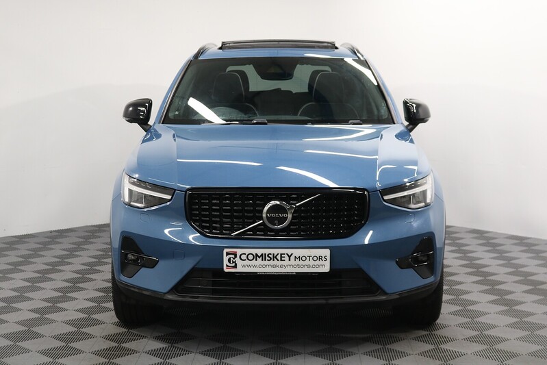 Volvo XC40 h T5 Ultimate Dark - U13699