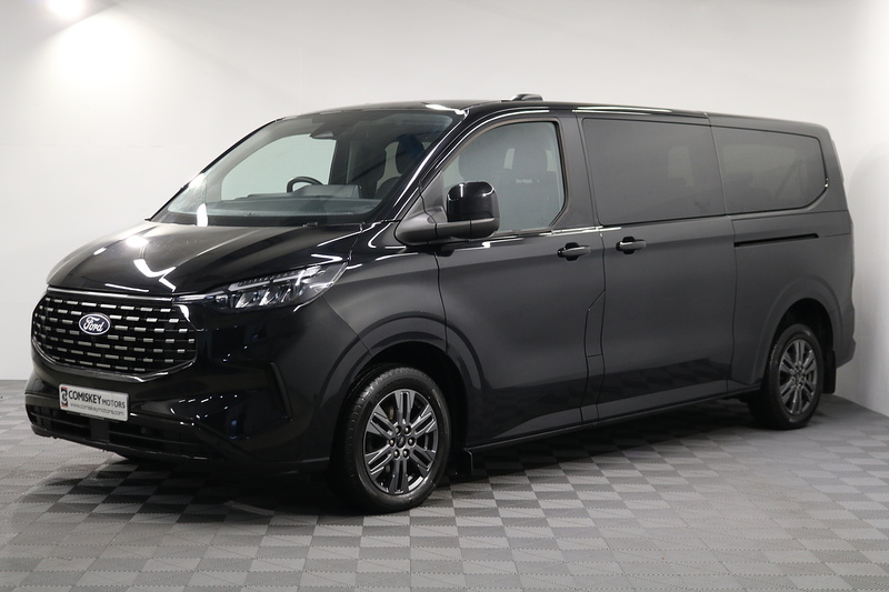 Ford Tourneo Custom 320 EcoBlue Titanium Luxe Auto - U13710