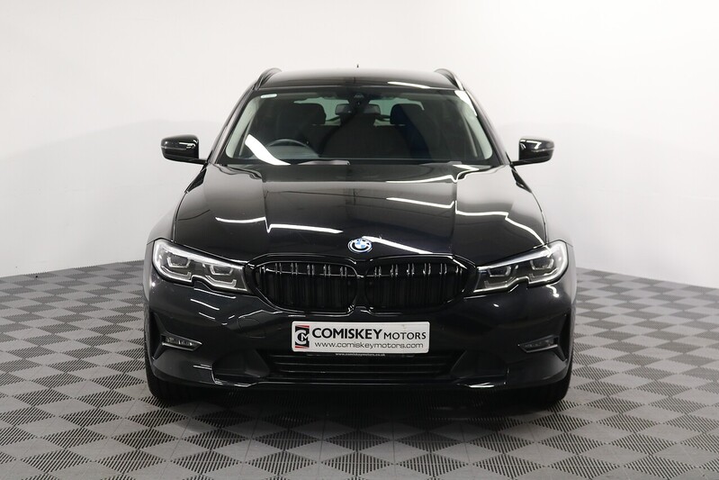 BMW 3 Series 330e SE Pro - U13753