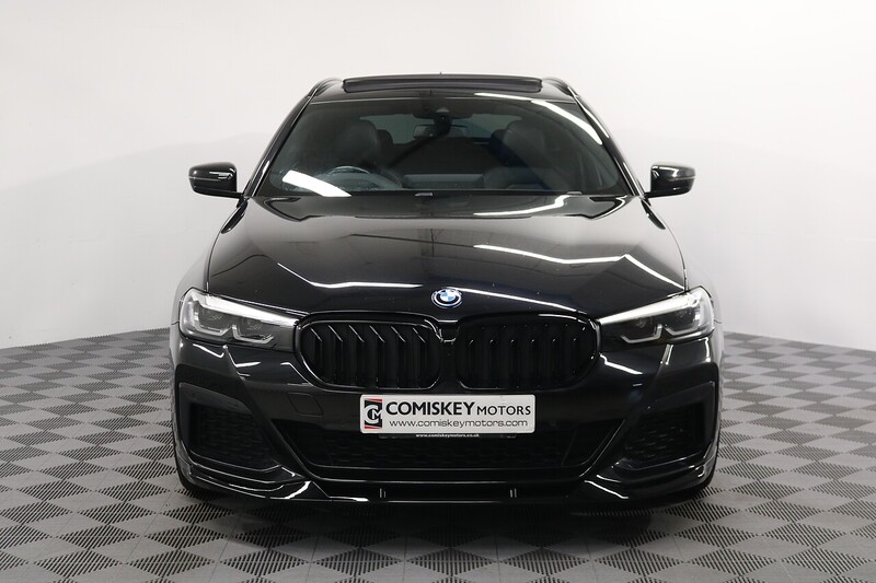 BMW 5 Series 530e M Sport - U13779