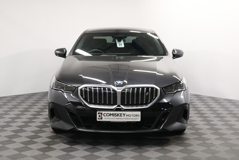 BMW i5 40 M Sport - U14013