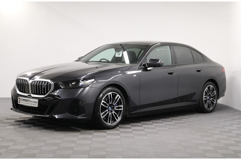 BMW i5 40 M Sport - U14013