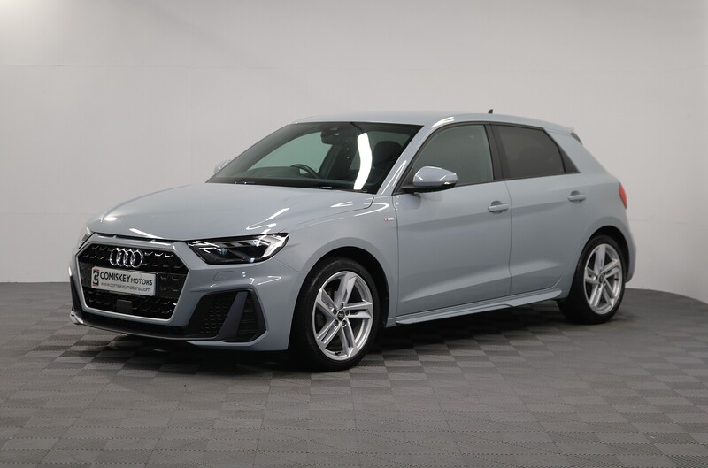 Audi A1 TFSI S line - U14029