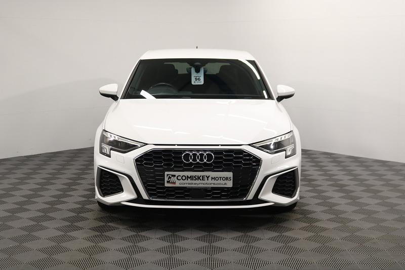 Audi A3 TFSI S line - U14056
