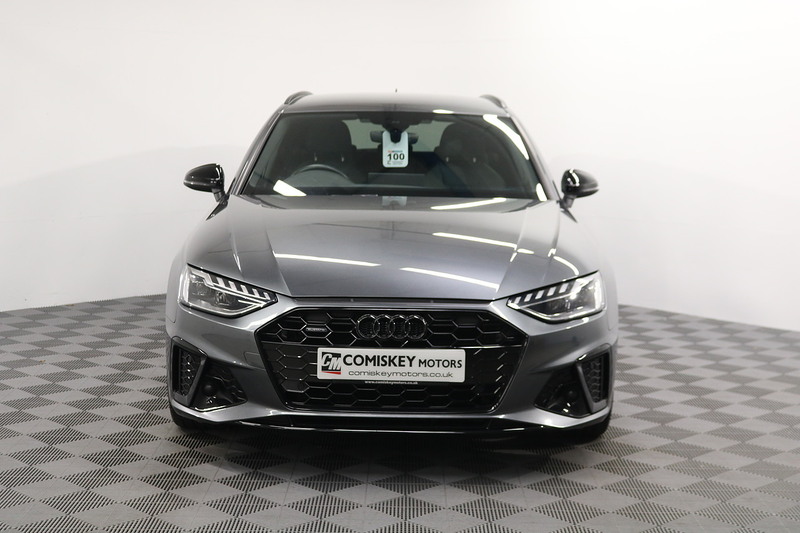 Audi A4 Avant TDI Black Edition - U14076