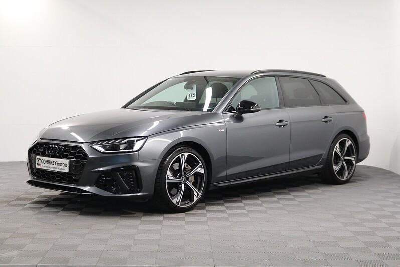Audi A4 Avant TDI Black Edition - U14081