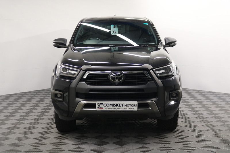 Toyota Hilux D-4D Invincible X - U14209