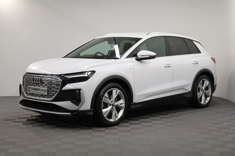 Audi Q4 e-tron S line - U14351