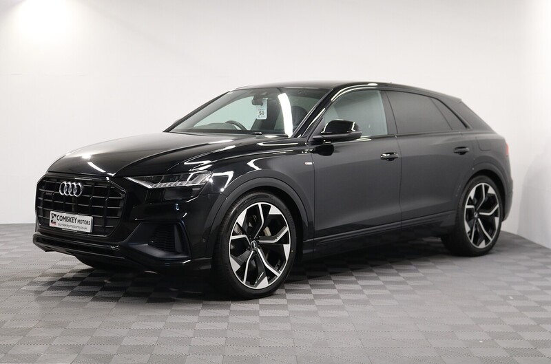 Audi Q8 TFSIe V6 Black Edition - U14397