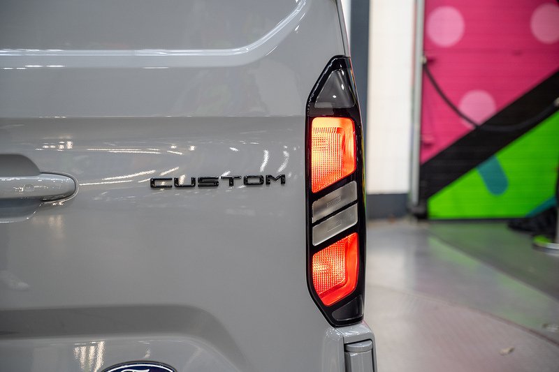 Ford Transit Custom 2.5 320 PHEV 232ps Auto Panel Van L1 H1 - N5296