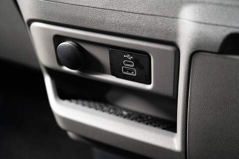 Ford Transit Custom 2.5 320 PHEV 232ps Auto Panel Van L1 H1 - N5296