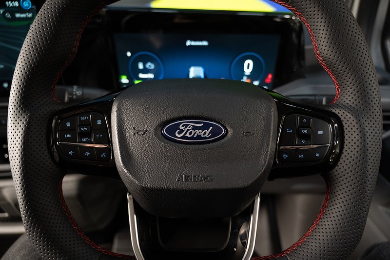 Ford Transit Custom 2.5 320 PHEV 232ps Auto Panel Van L1 H1 - N5296