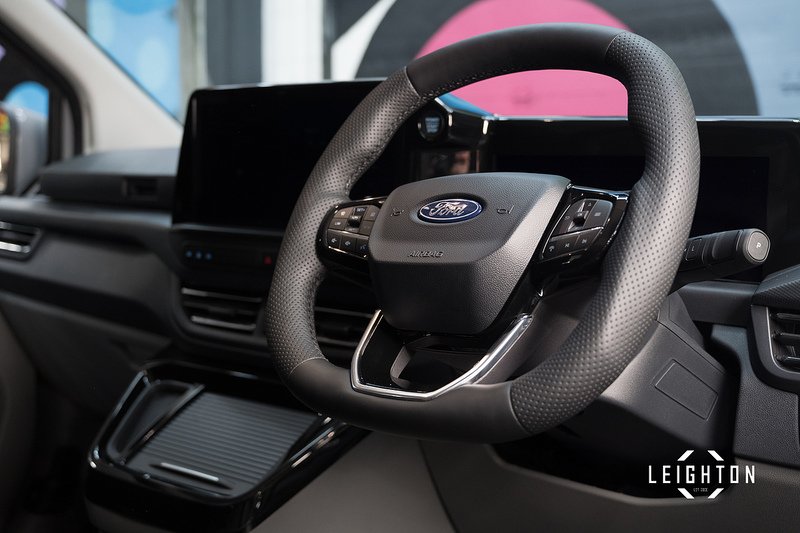 Ford Transit Custom 2.5 320 PHEV 232ps Auto Double Cab L1 H1 - N5315