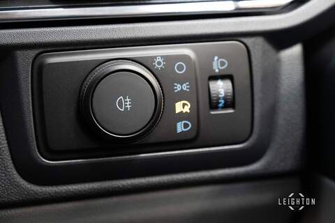 Ford Transit Custom 2.0 320 Diesel 170ps AutovPanel Van L2 H1 - N5347