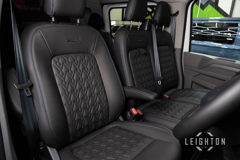 Volkswagen Transporter 2.0 T32 Diesel 150ps Manual Kombi SWB - N5104