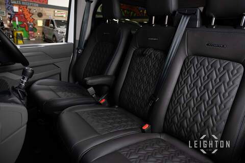 Volkswagen Transporter 2.0 T32 Diesel 150ps Manual Kombi SWB - N5104