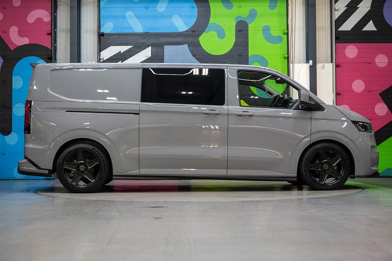 Volkswagen Transporter 2.0 T32 Diesel 150PS Auto 4MOTION KOMBI LWB - N5131