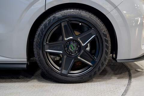 Volkswagen Transporter 2.0 T32 Diesel 150PS Auto 4MOTION KOMBI LWB - N5131