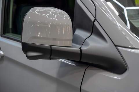 Volkswagen Transporter 2.0 T32 Diesel 150PS Auto 4MOTION KOMBI LWB - N5131