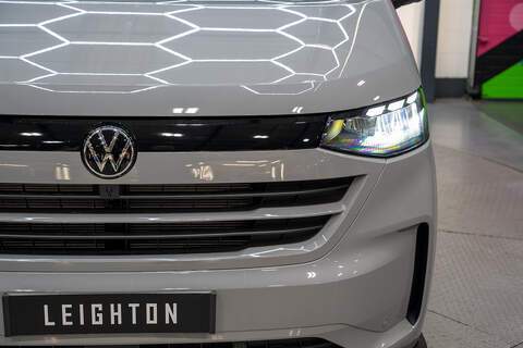 Volkswagen Transporter 2.0 T32 Diesel 150PS Auto 4MOTION KOMBI LWB - N5131