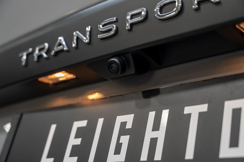 Volkswagen Transporter 2.0 T32 Diesel 150PS Auto 4MOTION KOMBI LWB - N5131