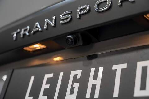 Volkswagen Transporter 2.0 T32 Diesel 150PS Auto 4MOTION KOMBI LWB - N5131