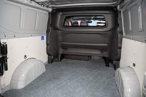 Volkswagen Transporter 2.0 T32 Diesel 150PS Auto 4MOTION KOMBI LWB - N5131