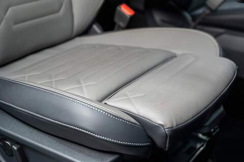 Volkswagen Transporter 2.0 T32 Diesel 150PS Auto 4MOTION KOMBI LWB - N5131