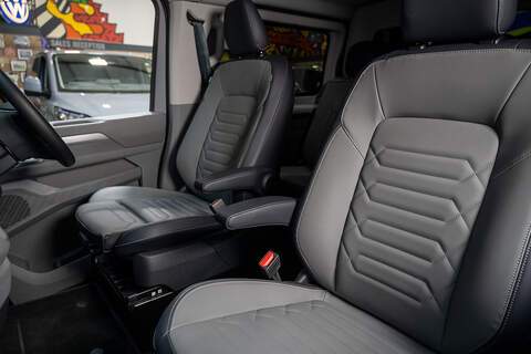 Volkswagen Transporter 2.0 T32 Diesel 150PS Auto 4MOTION KOMBI LWB - N5131