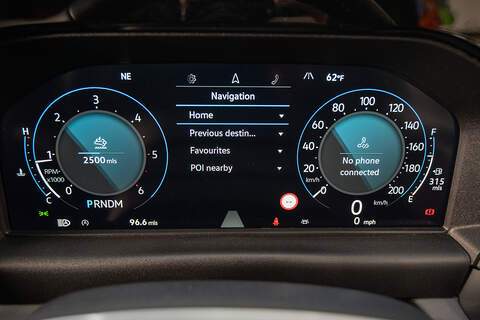 Volkswagen Transporter 2.0 T32 Diesel 150PS Auto 4MOTION KOMBI LWB - N5131