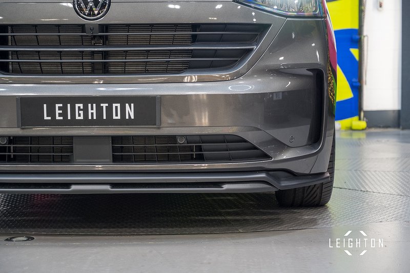 Volkswagen Transporter 2.0 T32 Diesel 150ps Auto 4Motion Kombi LWB - N5135