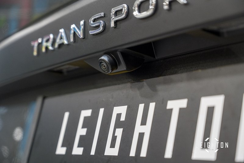 Volkswagen Transporter 2.0 T32 Diesel 150ps Auto 4Motion Kombi LWB - N5135