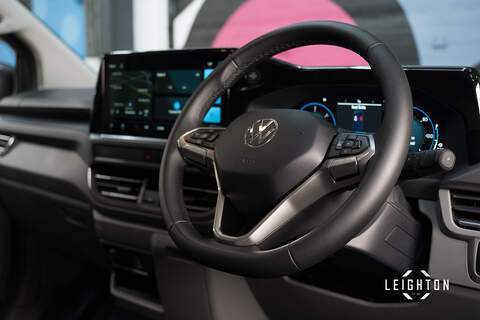 Volkswagen Transporter 2.0 T32 Diesel 150ps Auto 4Motion Kombi LWB - N5135