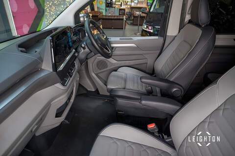 Volkswagen Transporter 2.0 T32 Diesel 150ps Auto 4Motion Kombi LWB - N5135