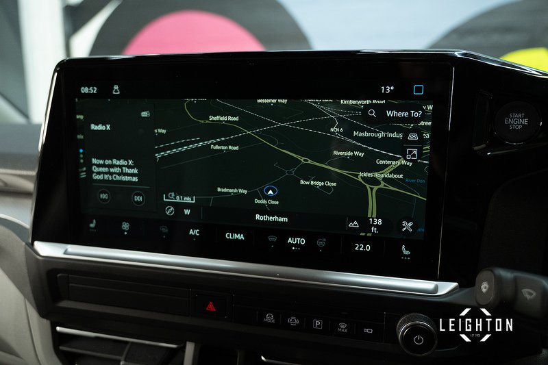 Volkswagen Transporter 2.0 T32 Diesel 150ps Auto 4Motion Kombi LWB - N5135